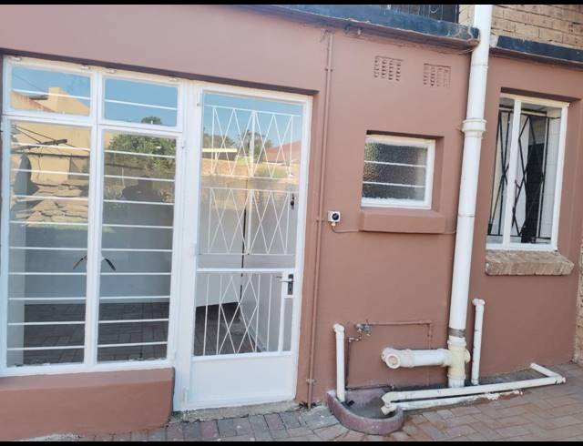 1 bed property to rent in CHRISVILLE